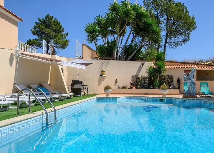 Quinta Do Vale - Natureza, Piscina E Praia! Maison d'hôtes 3*