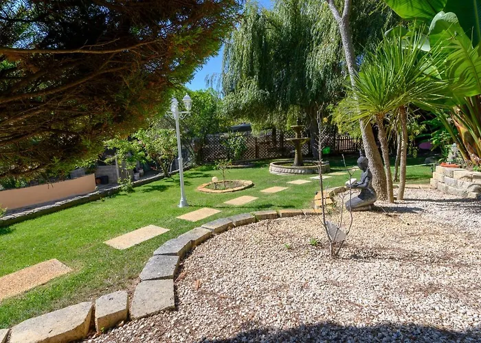 Casa de hóspedes Quinta Do Vale - Natureza, Piscina E Praia!