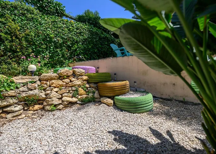 Casa de hóspedes Quinta Do Vale - Natureza, Piscina E Praia! 3*